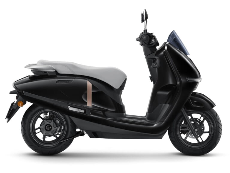 ホンダ｜UC3｜タイ＆ベトナム仕様｜2026年モデル｜ホンダ初のリン酸鉄系バッテリー採用！ ホンダが110cc相当の電動スクーター「UC3」をタイとベトナムに投入