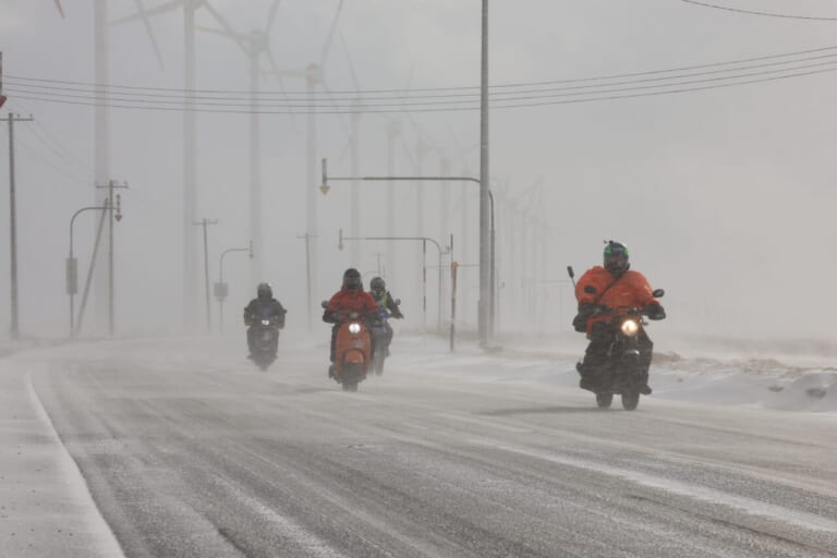 エリーパワー|HY93-C|北海道テスト|最北端の宗谷岬ツーリングでリチウムイオンバッテリーの性能を過酷低温テスト!【エリーパワー HY93-Cをマイナス気温に持ち込む】