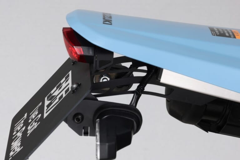 【新型カスタム】ヨシムラ(YOSHIMURA)からDR-Z4S/SM(2025)用フェンダーレスKITが登場! 4月上旬発売|【新型カスタム】ヨシムラ(YOSHIMURA)からDR-Z4S/SM(2025)用フェンダーレスKITが登場! 4月上旬発売