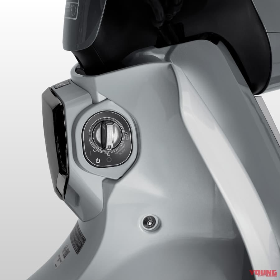 ホンダ｜スーパーカブC125｜タイ仕様｜2026年モデル｜ブラウンシートの銀/灰が新登場！ ホンダ「スーパーカブC125」新型2026年モデルはクラフトマンシップを前面に【海外】