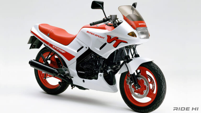 ホンダ|VT250F|「バイク便の最強マシンだった?!」ホンダVTのネイキッド専用デザインのみとなった『VTZ250』