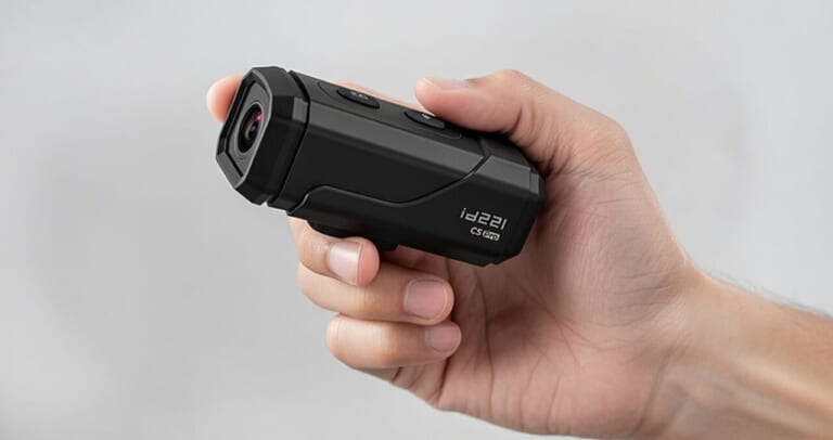 MAXWINのオールラウンド小型ドライブレコーダー「id-C5Pro」｜充電式だから配線不要。あらゆる車種に対応、誰でもカンタンに取り付けOK！ 買ってすぐ使える防水モデル「id-C5Pro」を紹介