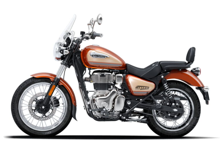 ロイヤルエンフィールド|メテオ350 サンダウナー スペシャルエディション|簡易ナビが全車装備に! ロイヤルエンフィールドが新型クルーザー「メテオ350」を発表、A&SクラッチやUSB-C急速充電ポート、LEDライトも