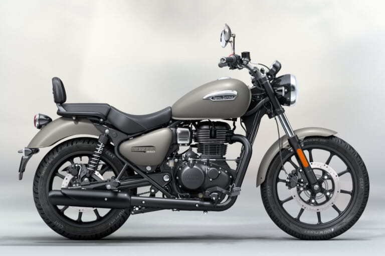 ロイヤルエンフィールド|メテオ350|簡易ナビが全車装備に! ロイヤルエンフィールドが新型クルーザー「メテオ350」を発表、A&SクラッチやUSB-C急速充電ポート、LEDライトも