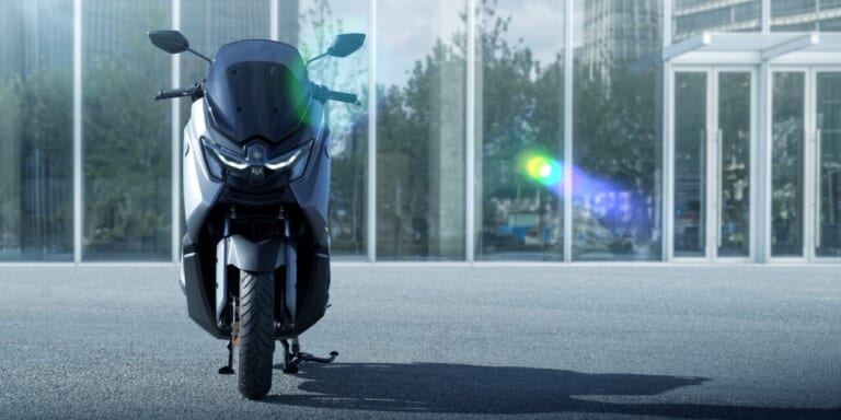 YAMAHA NMAX155|【ヤマハ(YAMAHA)新型】NMAX155 / NMAX(125) 2026年モデル登場! 新色3種&2種採用で2/26発売