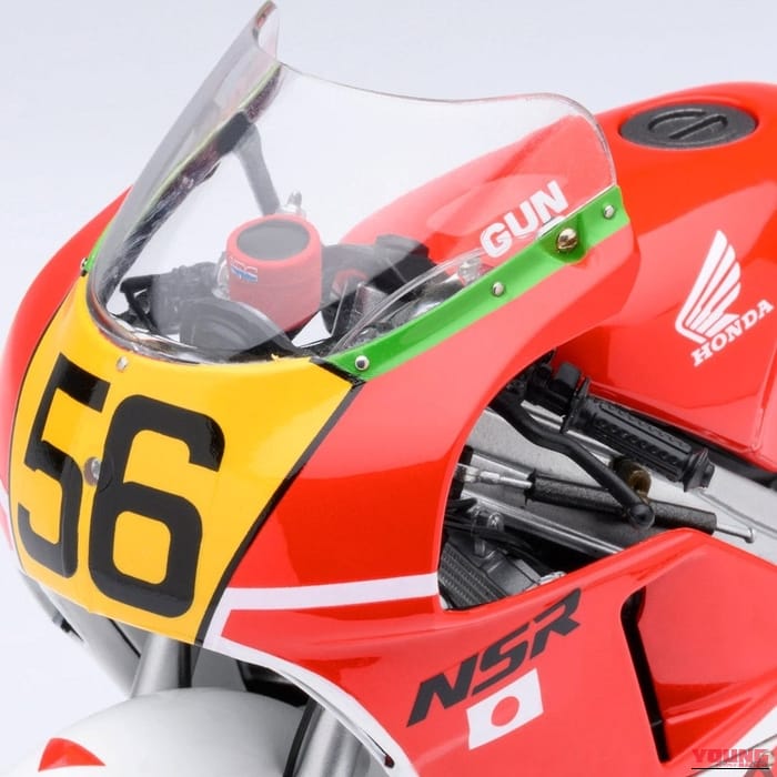 AUTOART HONDA NSR500 WGP500 #56|【バリバリ伝説】巨摩郡のNSR500が1/12スケールモデルで登場! オートアート製・ヘルメット付属の充実ぶり