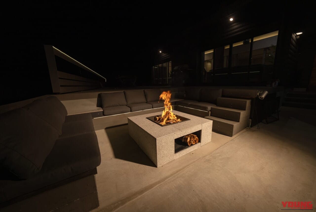 千葉・鴨川にバイカー専用の貸別荘「RIN」がオープン。ガレージ完備の“大人の隠れ家”を徹底解説|千葉・鴨川にライダー専用の貸別荘「RIN」がオープン。ガレージ完備の“大人の隠れ家”を徹底解説