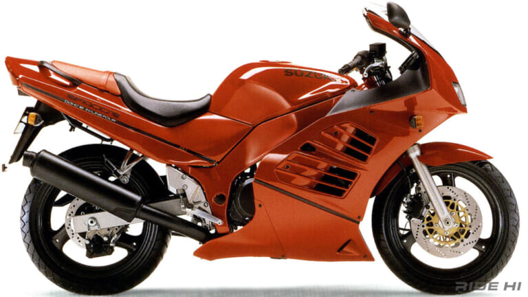 スズキ|RF400R|1993|「後期型は可変バルブシステム搭載!」敢えてビッグバイクの車格を与えたスズキ「RF400R」の突き抜けた存在感!