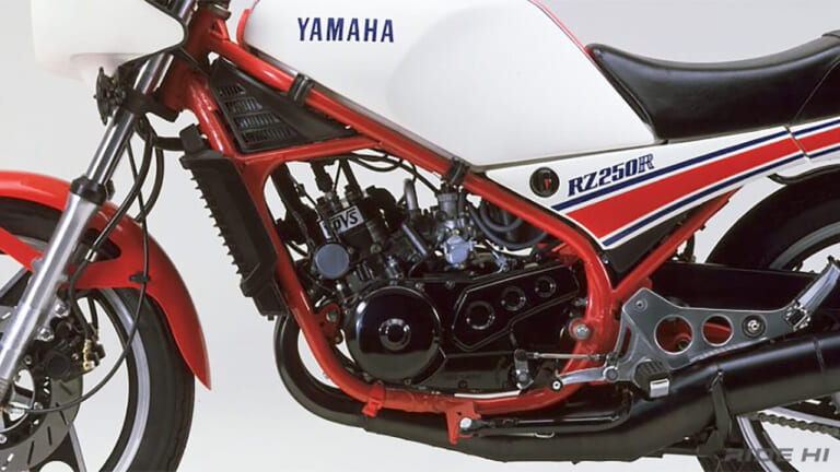 ヤマハ|RZ250R|1983年モデル|「39万9000円!」「YPVS初採用!」ヤマハ『RZ250R』は2スト・スポーツのキャリアを注ぎ込んだ大人向けの進化!