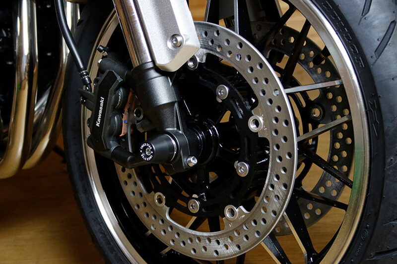 ｜26年型Z900RS SEも「トリックスター」で武装せよ！ 適合パーツが早くも一挙ラインナップ！