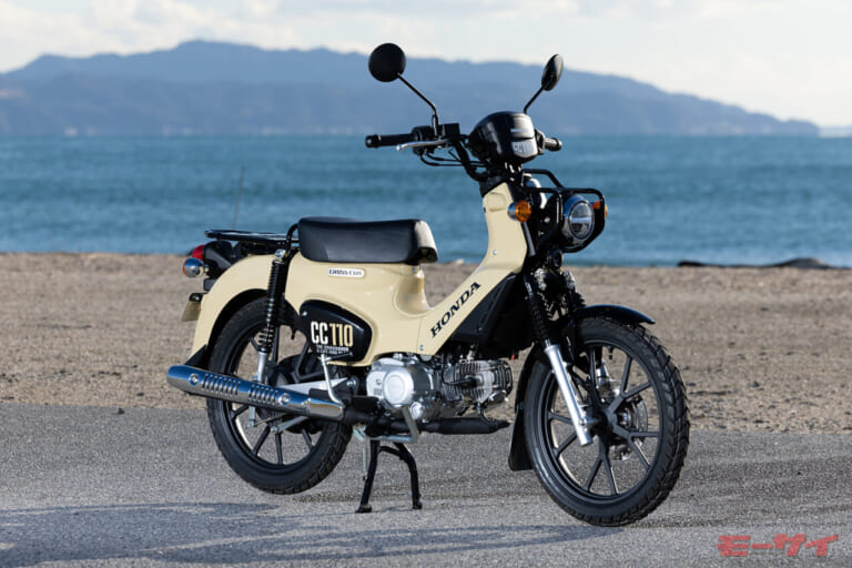 ホンダ｜クロスカブ110 Lite｜試乗インプレッション｜【新基準原付】女性ライダーがクロスカブ110Liteに試乗! クロスカブ50と比較して乗りやすいのはどっち？