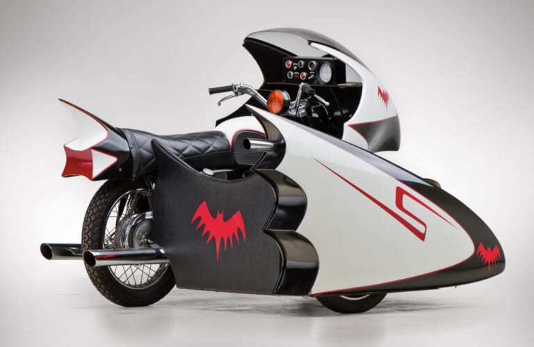 1966年｜バットサイクル｜「えっ、50年前のヤマハのバイクが？」「これ本物なのか」防弾仕様（設定）の当時ものが1966年からタイムスリップ！