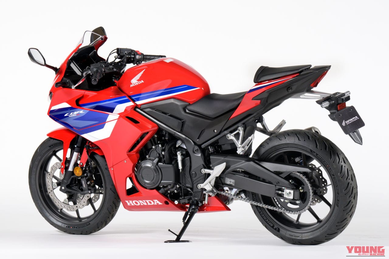 ｜初公開!! ホンダ「CBR400R E-Clutch」がモーターサイクルショーに出展される！