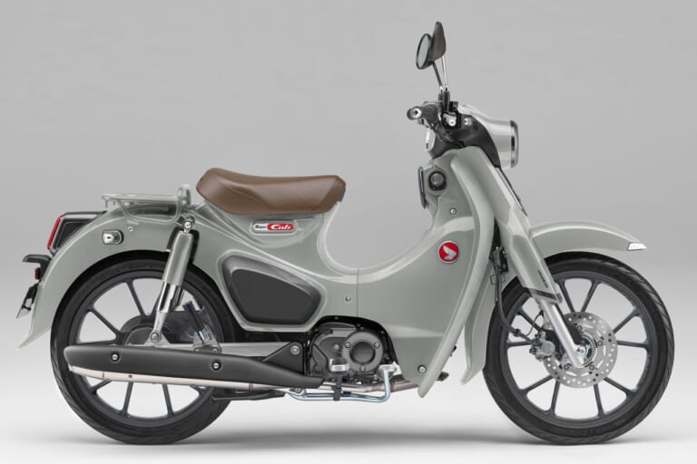ホンダ|スーパーカブC125|2026年モデル|ホンダ「スーパーカブC125」に新色グレーとシルバーが登場! シートやホイールもそれぞれ異なる色を採用