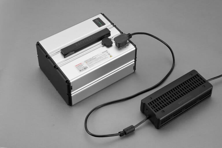 ホンダ|アイコンe:|2026年モデル|補助金なしで22万円! ホンダが『充電インフラなし』でも使える新型EV原付「ICON e:」を発表