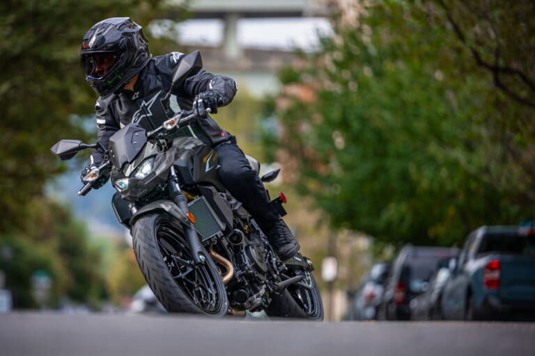 カワサキ｜Z500｜2026年モデル｜カワサキ新型車「Z500」の国内仕様が2月28日に発売決定！ 451ccツインエンジンに最新世代の“Sugomi”デザイン