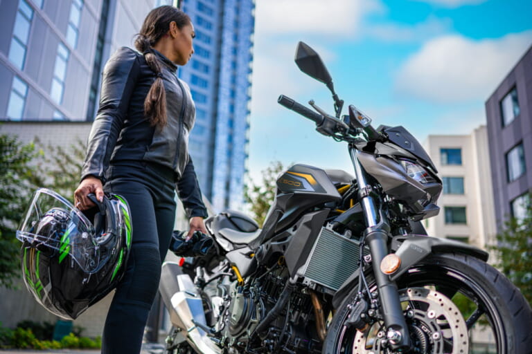 カワサキ|Z500|2026年モデル|カワサキ新型車「Z500」の国内仕様が2月28日に発売決定! 451ccツインエンジンに最新世代の“Sugomi”デザイン