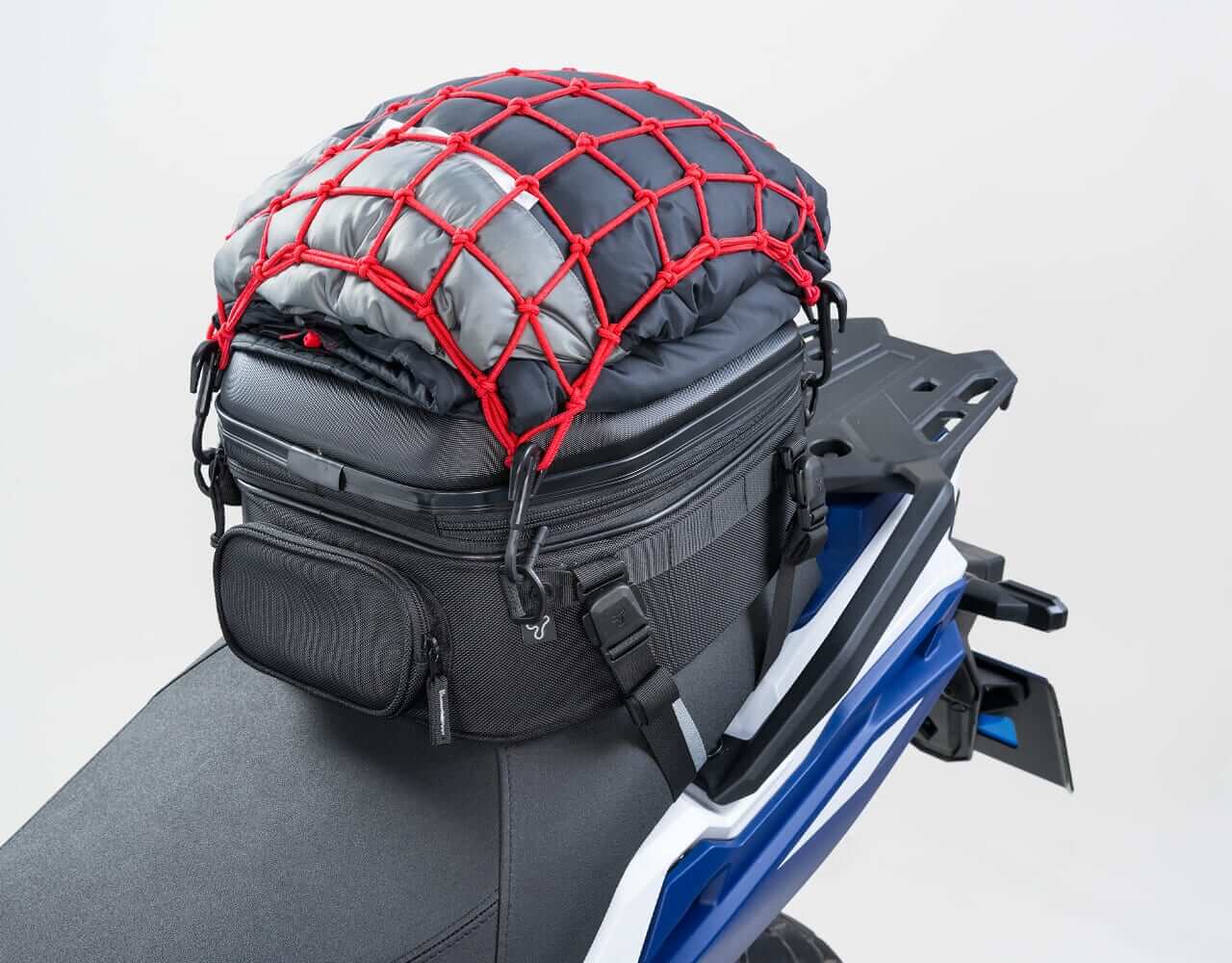 シェルシートバッグＬ｜【新商品】行きも帰りも充分積める！拡張機能付き大容量PCシートバッグ「シェルシートバッグL」がタナックスから新発売！