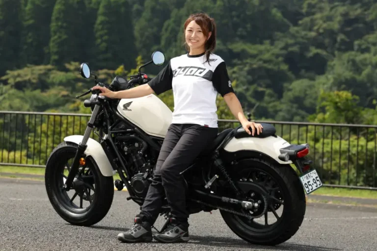「250じゃ物足りない、でも大型は怖い」そんな人への最適解。新型レブル500が“日本で乗るなら最高”と言える理由【レーシング女子岡崎静夏試乗】