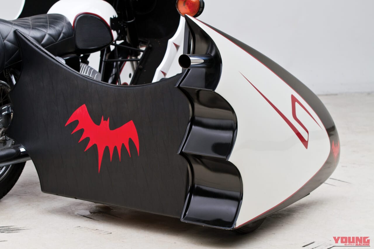 1966年|バットサイクル|「えっ、50年前のヤマハのバイクが?」「これ本物なのか」防弾仕様(設定)の当時ものが1966年からタイムスリップ!