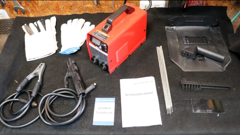 【DIYアイテム】1円で買える!? 100V用溶接機が怪し過ぎるので人柱レビューやってみた｜【DIYアイテム】1円で買える!? 100V用溶接機が怪し過ぎるので人柱レビューやってみた