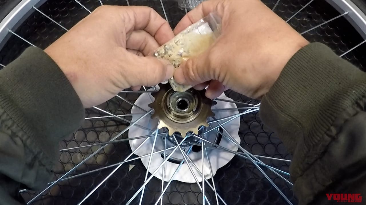 【DIY整備の裏技】小さいボールベアリングの超簡単インストール方法:「面倒くさい→もっとやりたい」になった!|【DIY整備の裏技】小さいボールベアリングの超簡単インストール方法:「面倒くさい→もっとやりたい」になった!