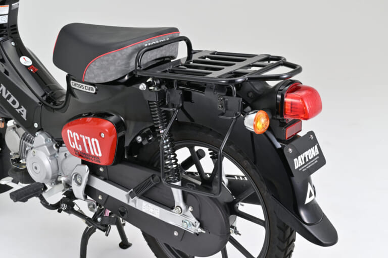 DAYTONA サドルバッグサポート(ベルトループ一体型) CC110('18~'25) 【EX-TOUCH対応】|【クロスカブ110カスタム】積載革命! デイトナ「サドルバッグサポート」でキャンプツーリング仕様にしよう