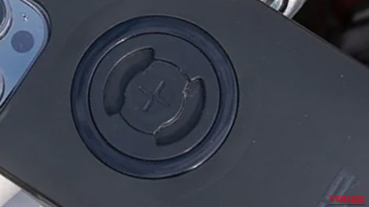 ｜「スマホが進化」「便利すぎて涙でる」独自機構と拡張性が凄くてカッコいい。特許取得の「ツイストロック」は文句の付け所がない。