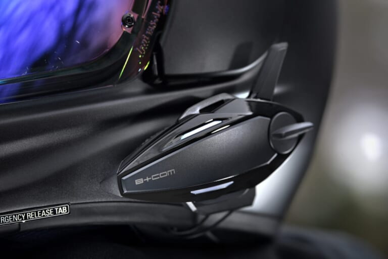 サインハウスからB+COMの新型“7X EVO”が登場！！最速インプレッション！！