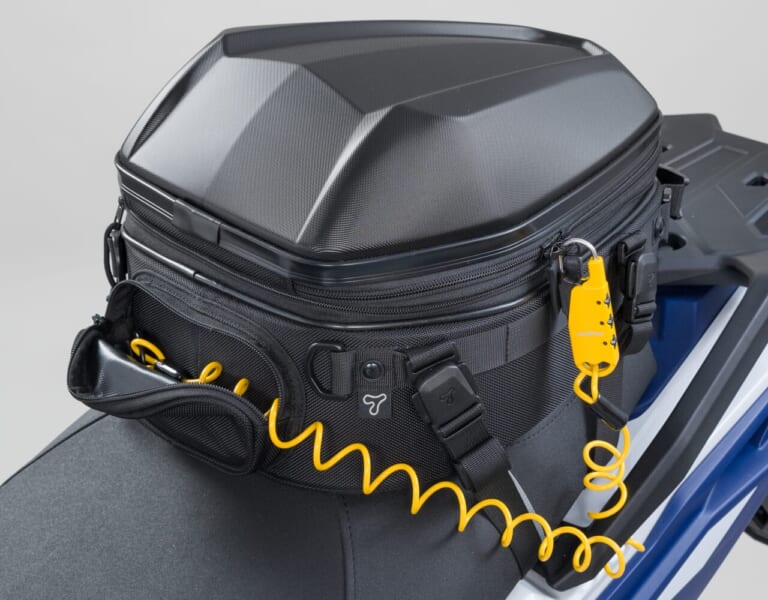 シェルシートバッグＬ｜【新商品】行きも帰りも充分積める！拡張機能付き大容量PCシートバッグ「シェルシートバッグL」がタナックスから新発売！