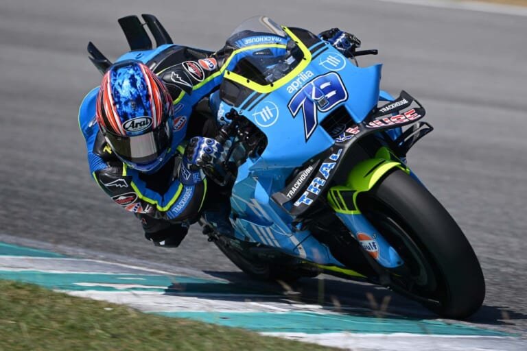 小椋藍(トラックハウスMotoGPチーム)｜【2026最新】MotoGPヘルメット勢力図｜シェア1位をSHOEIが奪取！レプリカモデルの販売やキャンペーンの情報もお届け