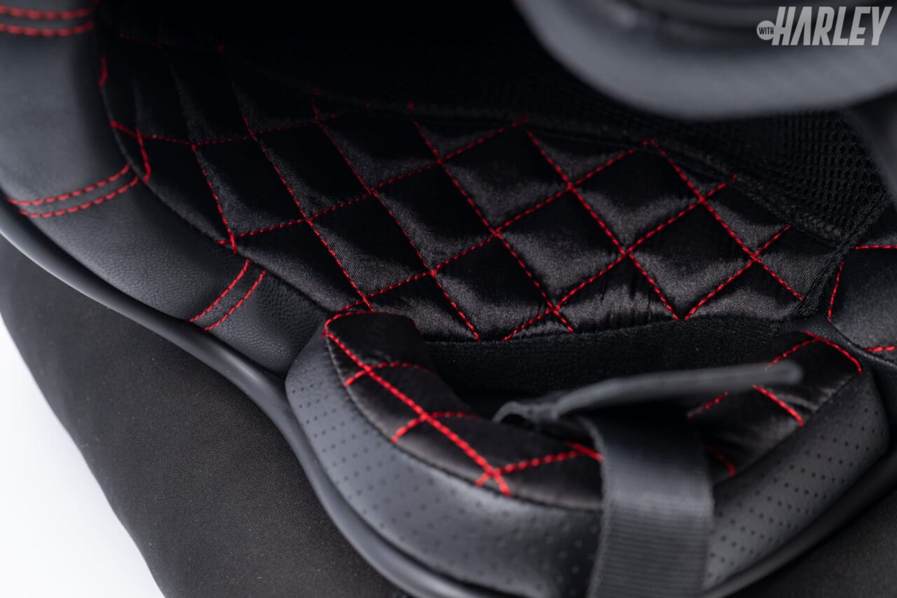 ｜世界初のフルフェイスヘルメット、“STAR”を継承｜【BELL（ベル）】