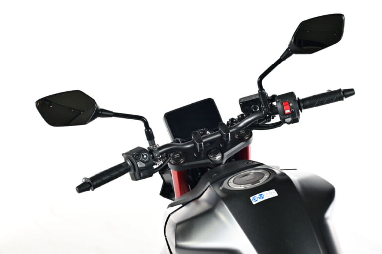 ホンダ|CB750ホーネット|海外仕様|ホンダが大阪・東京・名古屋モーターサイクルショーの出展概要を発表! 電動ターボマシンやEクラッチ新搭載車、電動スポーツバイクなど展示