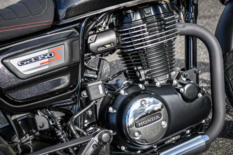 HONDA GB350S｜「20馬力で十分、いや、これが最高だ」ベテラン編集者が新型GB350 Sで久々に“峠の走り”に魂を奪われた理由