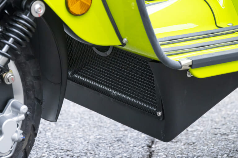 RoyalAlloy|ロイヤルアロイ|GP250SE|ラジエター|【RoyalAlloy】鉄スクーターの質感と現代技術が融合・GP250SE