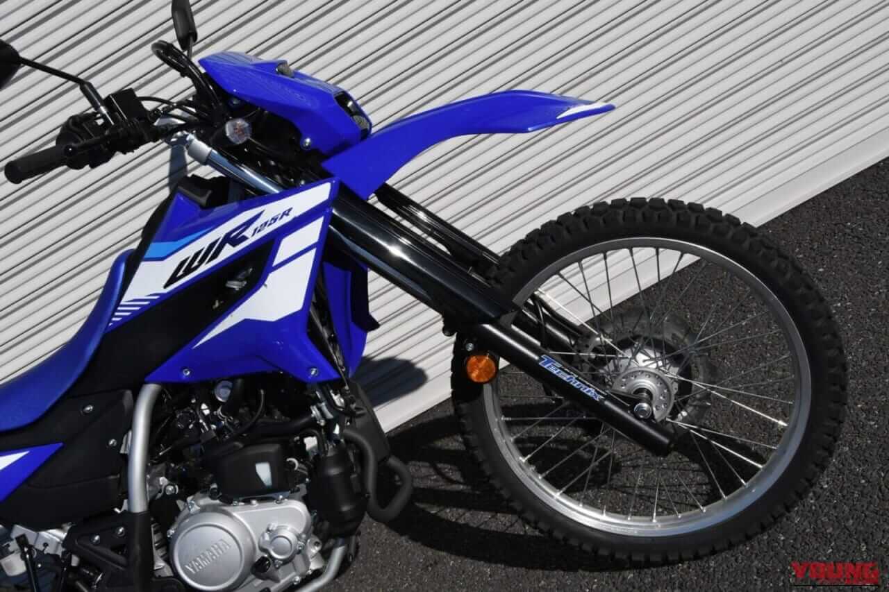 Technix TGR TEC-1.1 PERFORMANCE SHOCK|新型WR125Rのポテンシャルを解放せよ! 足つきの不安と疲労を消し去る、魔法のカスタムパーツ大公開【テクニクス】