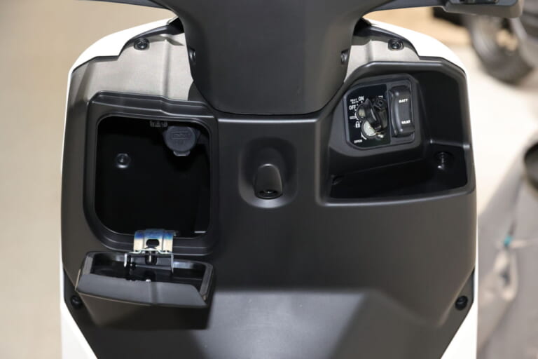 ホンダ｜アイコンe:｜2026年モデル｜補助金なしで22万円！ ホンダが『充電インフラなし』でも使える新型EV原付「ICON e:」を発表