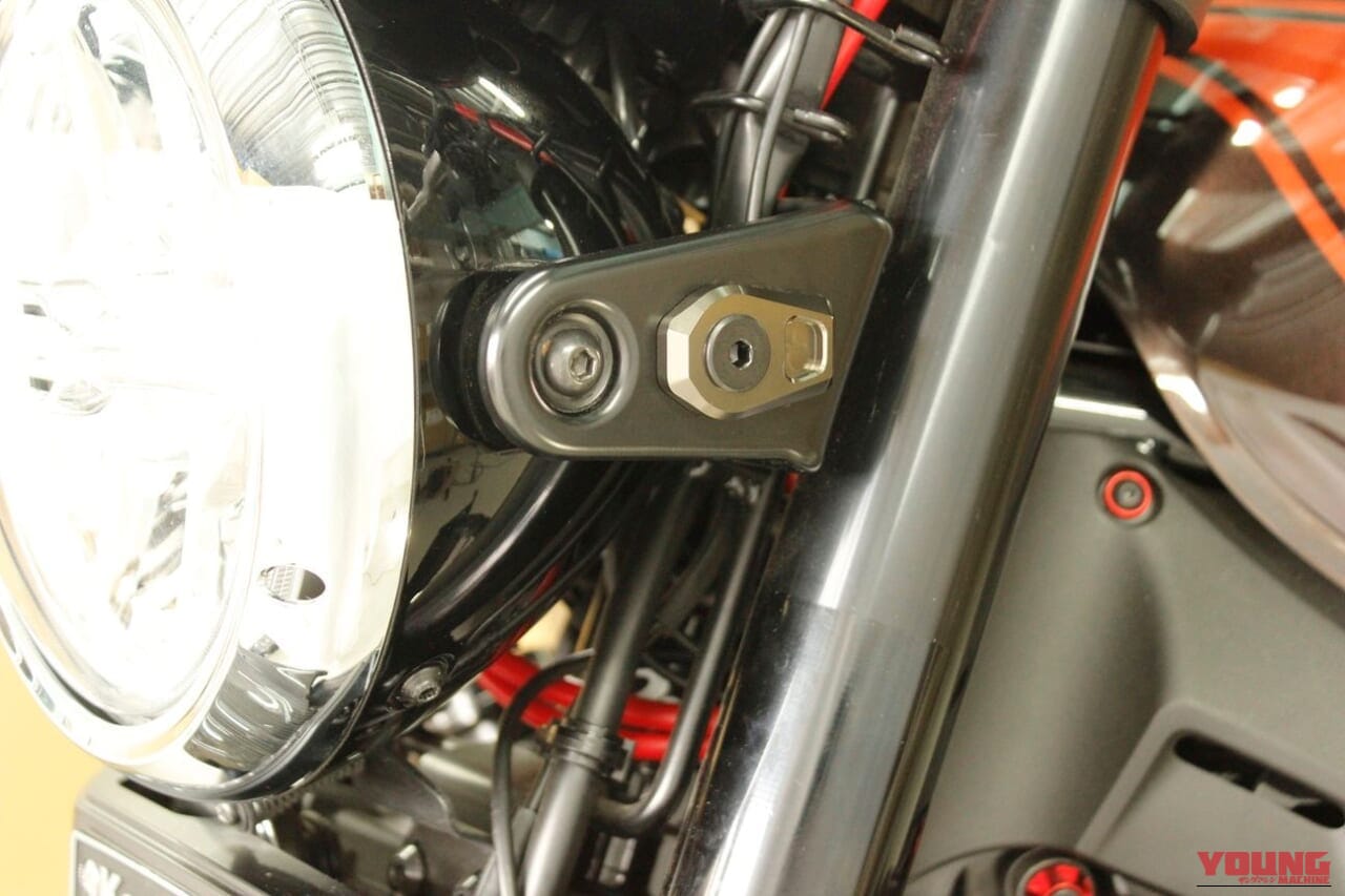 POSHFAITH ビレット ウインカー穴埋めKIT｜純正ウインカーを外した後の「穴」、そのままにしてない? Z900RSカスタムの完成度を劇的に高める“小さな凄腕”パーツが登場