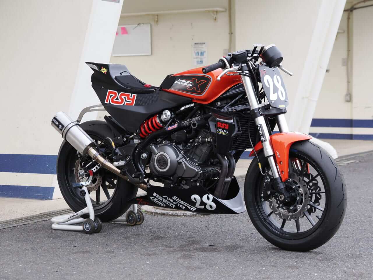 |そんなのハーレーじゃない!? でもサンデーロードレースで勝ってみせたぞX350!!