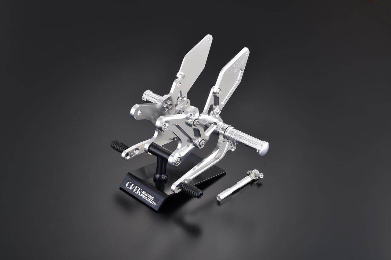 バックステップ｜オーヴァー｜「楽しく、カッコよく、そして安全に」オーヴァーレーシングプロジェクツのモノ作りと話題のホンダCB1000Fの開発開始