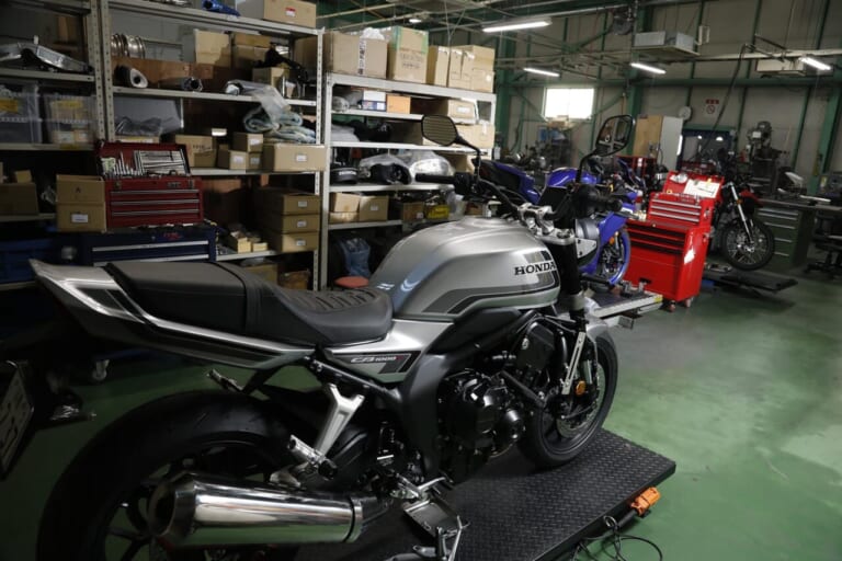 CB1000F｜オーヴァー｜「楽しく、カッコよく、そして安全に」オーヴァーレーシングプロジェクツのモノ作りと話題のホンダCB1000Fの開発開始