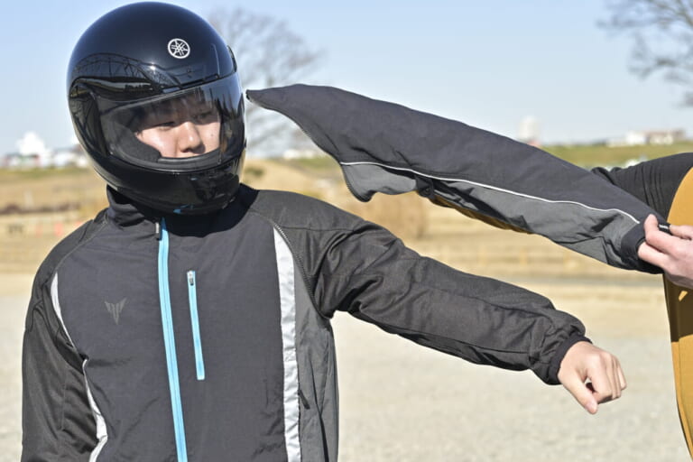 RY1003 2Wayジャケット|ワイズギアの新作ヘルメットは「音叉マーク」推し!なんと、フルフェイスが16,500円、スライドサンバイザー付き万能ジェットが17,050円だ!