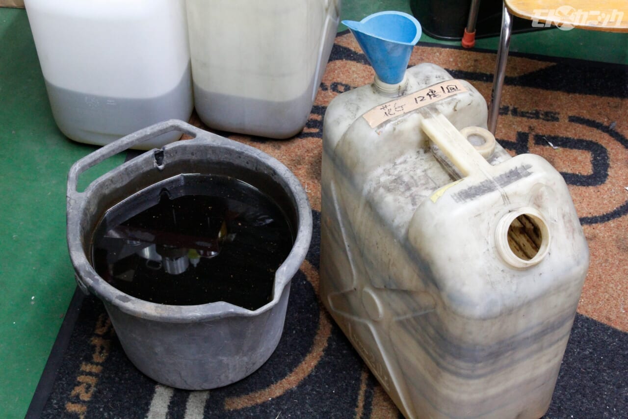｜タンクのサビ取りで重要なのは「脱脂洗浄と汚れ落とし」