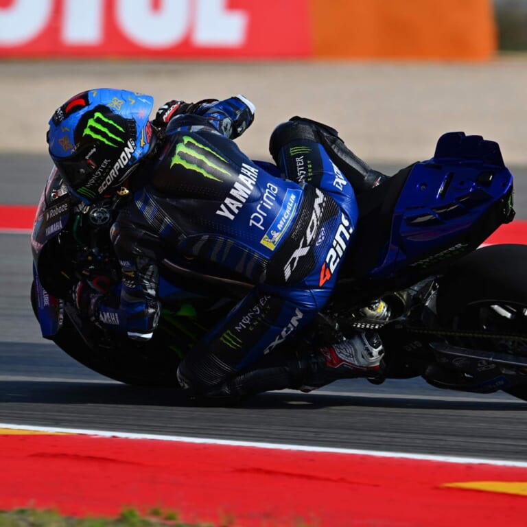 アレックス・リンス(モンスターエナジーヤマハMotoGP)｜【2026最新】MotoGPヘルメット勢力図｜シェア1位をSHOEIが奪取！レプリカモデルの販売やキャンペーンの情報もお届け