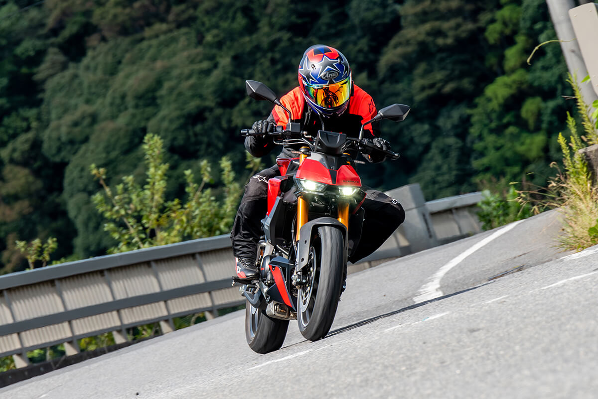 FANTIC｜ファンティック｜STEALTH125｜ステルス125｜MOTORISTS｜モータリスト｜【FANTIC】ルックスも走りもクラスの枠を越えたストリートファイターモデル・ステルス125