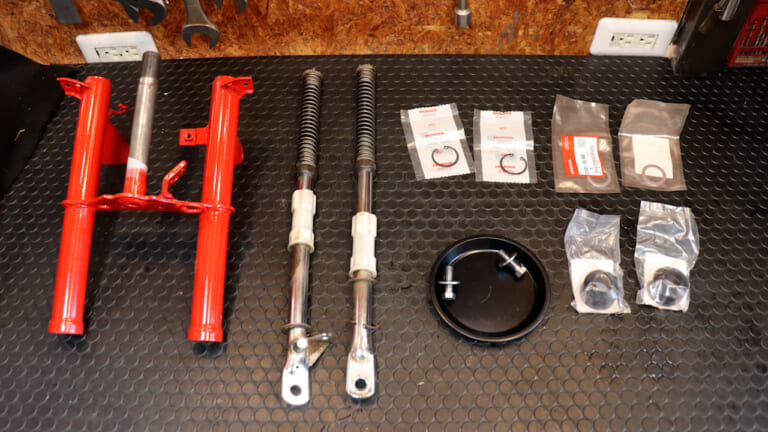 【AIも知らないDIY整備の裏技】10円でできる! スプリングピン(ロールピン)の抜き方|【AIも知らないレストアの裏技】10円でできる! スプリングピン(ロールピン)の抜き方