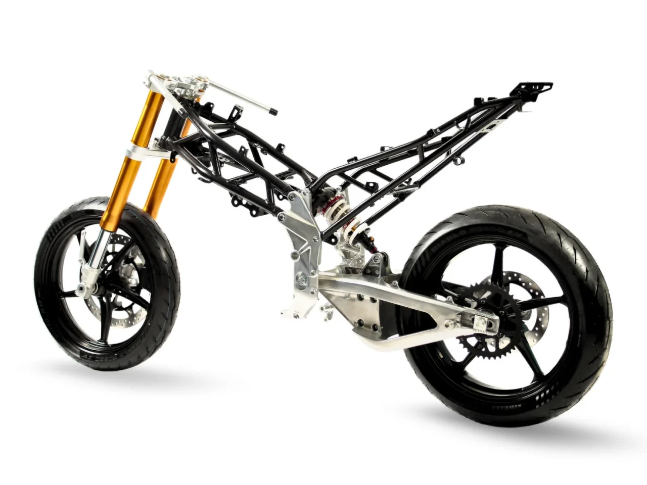 FANTIC｜ファンティック｜STEALTH125｜ステルス125｜トレリスフレーム｜ストリップ｜【FANTIC】ルックスも走りもクラスの枠を越えたストリートファイターモデル・ステルス125