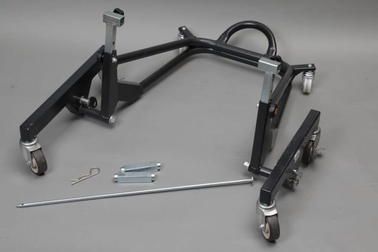 ガレージREVO｜メンテナンススタンド｜話題のCB1000Fにも対応！ガレージで重宝する移動式メンテナンススタンド