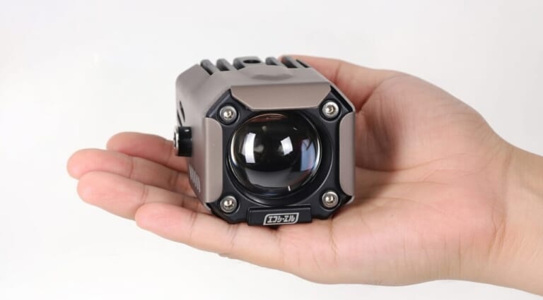 「えっ…コレめっちゃいい」「小型だけどハイパワー」モード切り替えで見え方がガラッと変わる！史上初の機能を搭載したモデルを紹介