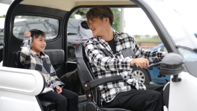 VIVEL TRIKE｜ガソリン代も車検もサヨナラ! 累計300台売れた「屋根付きEVトライク」が毎日の移動ストレスをゼロにする理由